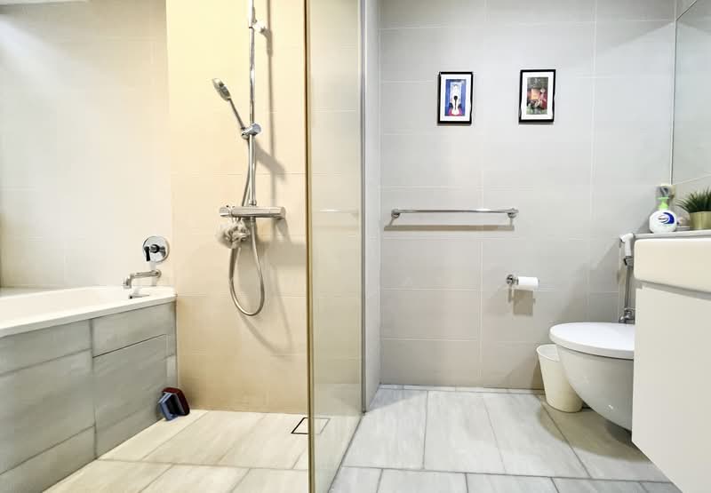 Cheap Freehold Spacious 3Bedder at Wilkie Road, , 3 Bedrooms, 1,517 sqft, Apartment For Sale, by Yu Yin, Tan 友盈, 500098162 - Bathroom - PropertyGuru.com.sg