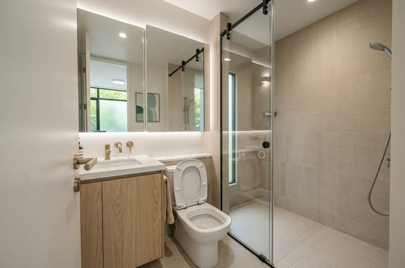 ⭐️ CHEAP! - Spacious Condo with Unblock View Condominium For Sale at S$ 2,388,000 | PropertyGuru Singapore - Bathroom