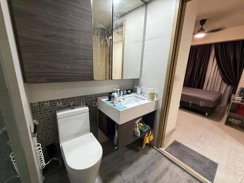 The Terrace Executive Condominium For Sale at S$ 1,599,999 | PropertyGuru Singapore - Bathroom