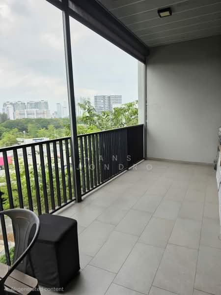 The Venue Residences and Shoppes Condominium For Sale at S$ 2,280,000 | PropertyGuru Singapore - Balcony