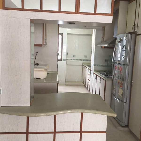 469 Choa Chu Kang Avenue 3, 469 Choa Chu Kang Avenue 3, 2 Bedrooms, 1,291 sqft, HDB Flat For Rent, by Lim Y X, 500098191 - Kitchen - PropertyGuru.com.sg
