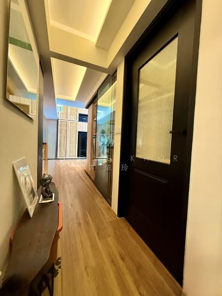 93 Dawson Road HDB Flat For Sale at S$ 1,498,888 | PropertyGuru Singapore - Entrance