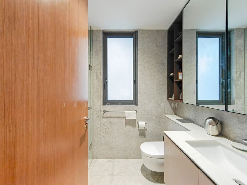 Verdale Condominium For Sale at S$ 1,530,000 | PropertyGuru Singapore - Bathroom