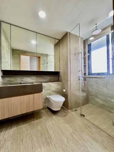 The Jovell, 13 Flora Drive, 2 Bedrooms, 721 sqft, Condominium For Rent, by Chris Yeo, 500098220 - Bathroom - PropertyGuru.com.sg