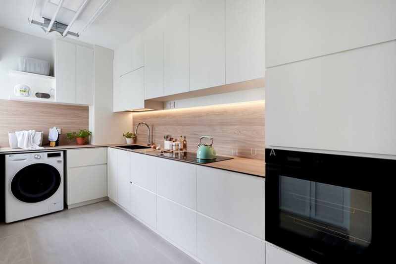 618 Senja Road HDB Flat For Sale at S$ 608,000 | PropertyGuru Singapore - Kitchen