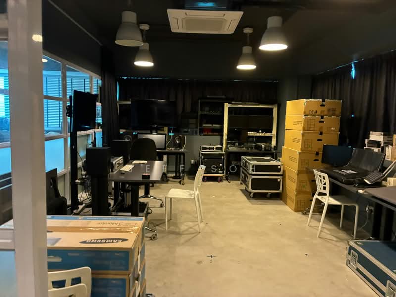 Zervex, 8 Ubi Road 2, 1,173 sqft, Light Industrial (B1) For Rent, by Jeff Soh, 500098229 - Interior - CommercialGuru.com.sg