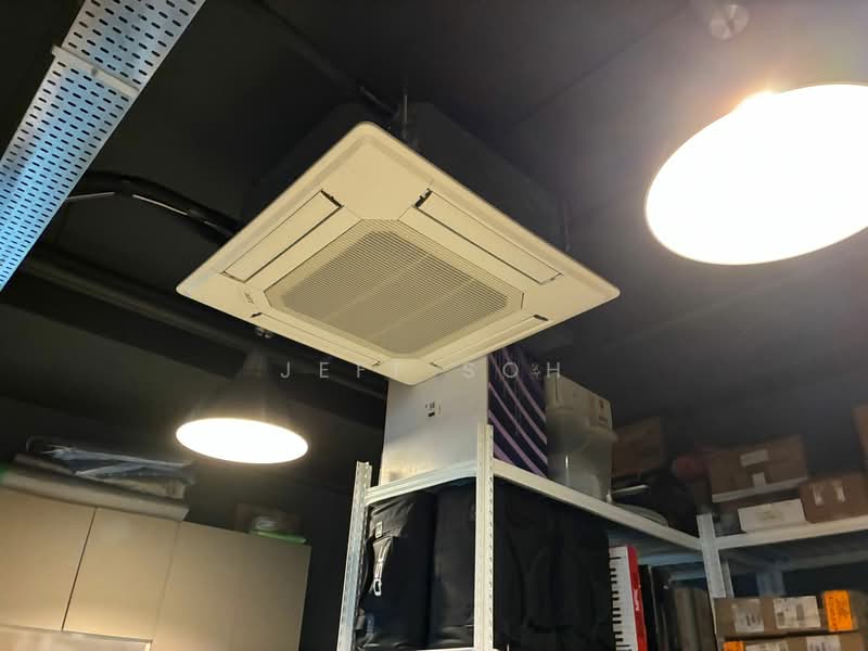 Zervex, 8 Ubi Road 2, 1,173 sqft, Light Industrial (B1) For Rent, by Jeff Soh, 500098229 - Interior - CommercialGuru.com.sg