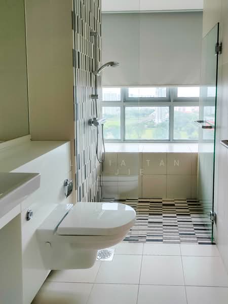 Southbank, 881 North Bridge Road, 3 Bedrooms, 1,313 sqft, Condominium For Rent, by Felicia Tan Yi Jie, 500098235 - Bathroom - PropertyGuru.com.sg