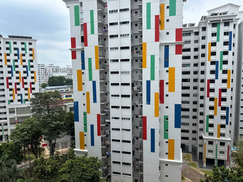 136 Rivervale Street HDB Flat For Sale at S$ 1,100,000 | PropertyGuru Singapore - HDB Point Block (Flat Exterior Look)