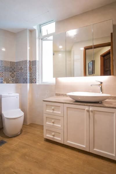 The Petals Condominium For Sale at S$ 2,600,000 | PropertyGuru Singapore - Bathroom