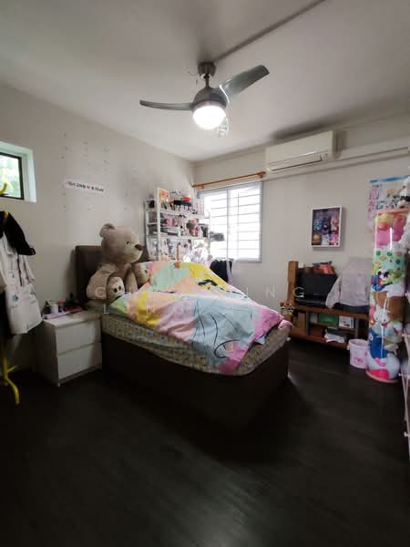 568 Hougang Street 51 HDB Flat For Sale at S$ 799,888 | PropertyGuru Singapore - Bedroom