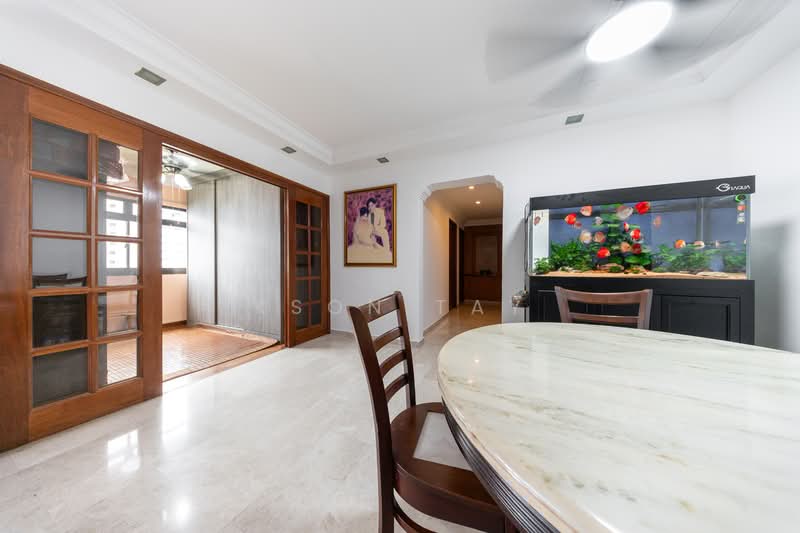 663 Choa Chu Kang Crescent HDB Flat For Sale at S$ 788,888 | PropertyGuru Singapore - Dining Room