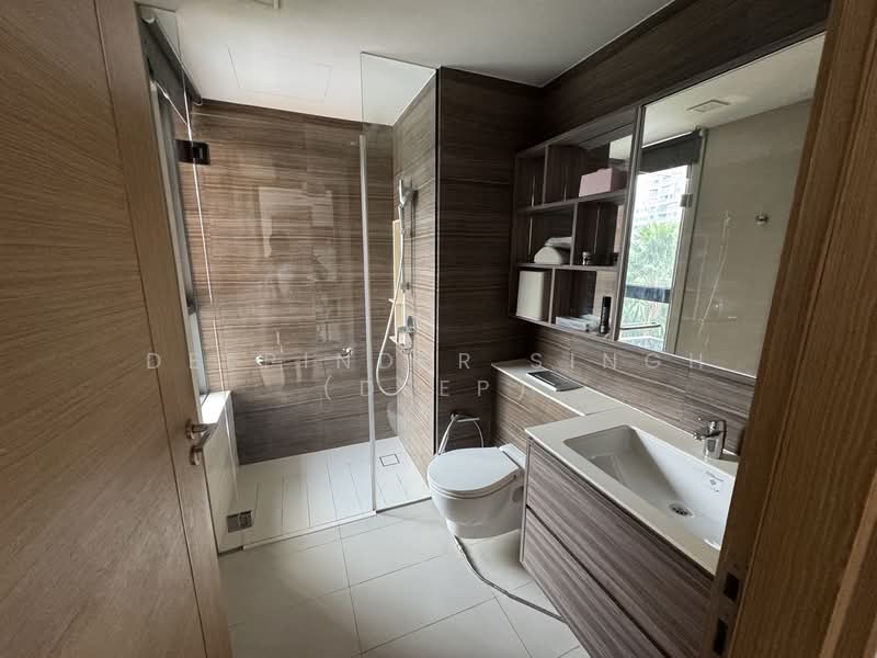 Coco Palms, 21 Pasir Ris Grove, 1 Bedroom, 463 sqft, Condominium For Rent, by Deepinder Singh (Deep), 500098317 - Bathroom - PropertyGuru.com.sg