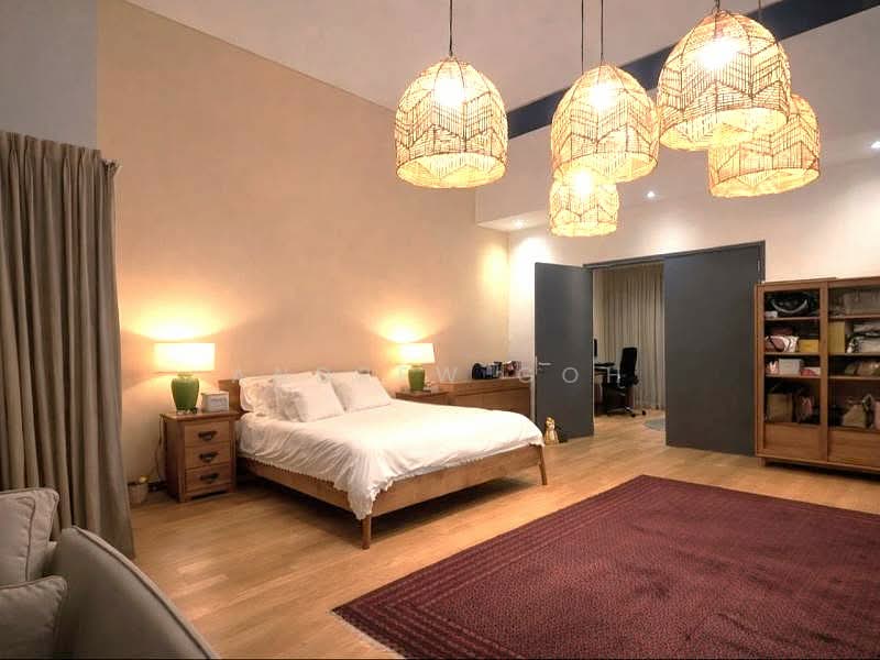 ⭐️EXCLUSIVE DUNBAR⭐️$15XX PSF BUILT⭐️RENOVATED REBUILT⭐️登巴路独家优质房源⭐️, REBUILT HOME WITH LIFT & POOL | 5 BED 6 BATH | MOVE IN READY | 高品质装修 即买即住, East Coast / Marine Parade, 5 Bedrooms, 6,700 sqft, Semi-Detached House For Sale, by Andrew Goh, 500098322 - Bedroom - PropertyGuru.com.sg