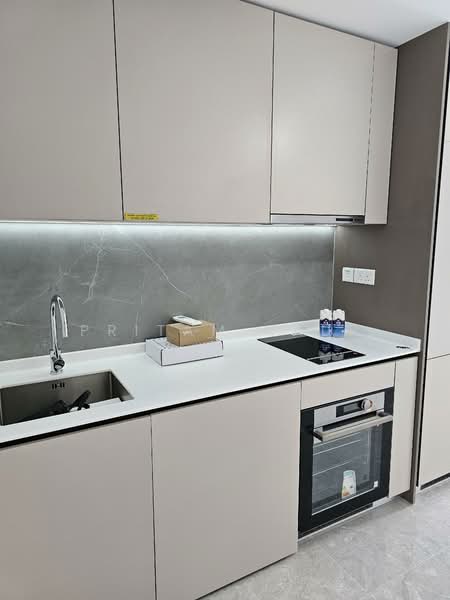 Sengkang Grand Residences, 86 Compassvale Bow, 1 Bedroom, 474 sqft, Condominium For Rent, by Pritam Kaur, 500098339 - Kitchen - PropertyGuru.com.sg