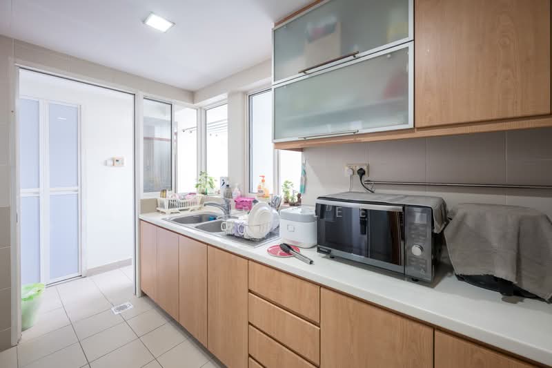 Changi Rise Condo Condominium For Sale at S$ 1,750,000 | PropertyGuru Singapore - Kitchen