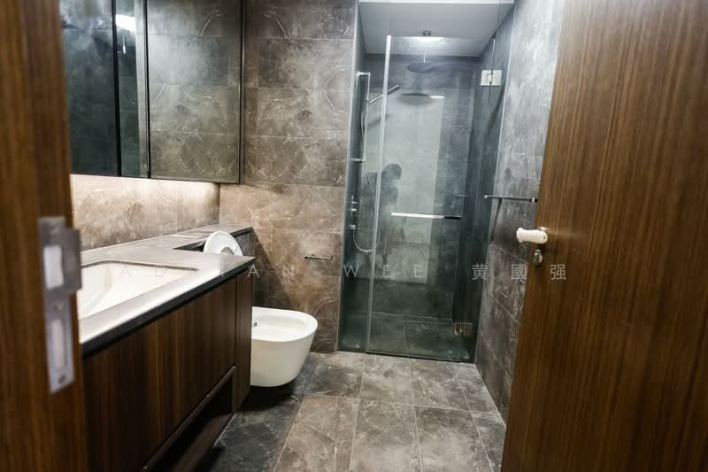 Kopar At Newton Condominium For Sale at S$ 1,200,000 | PropertyGuru Singapore - Bathroom