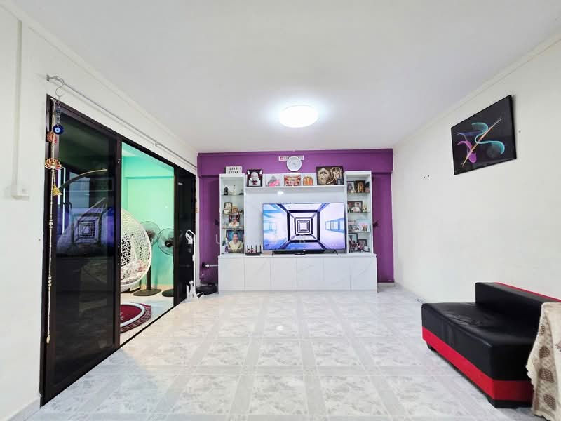 256 Compassvale Road, 256 Compassvale Road, 3 Bedrooms, 1,248 sqft, HDB Flat For Sale, by Kumar N, 500098372 - Living Room - PropertyGuru.com.sg
