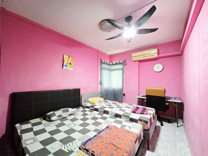 256 Compassvale Road, 256 Compassvale Road, 3 Bedrooms, 1,248 sqft, HDB Flat For Sale, by Kumar N, 500098372 - Bedroom - PropertyGuru.com.sg