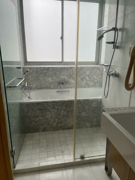 Gardenvista, 950 Dunearn Road, 2 Bedrooms, 861 sqft, Condominium For Rent, by Winson Chua, 500098392 - Bathroom - PropertyGuru.com.sg