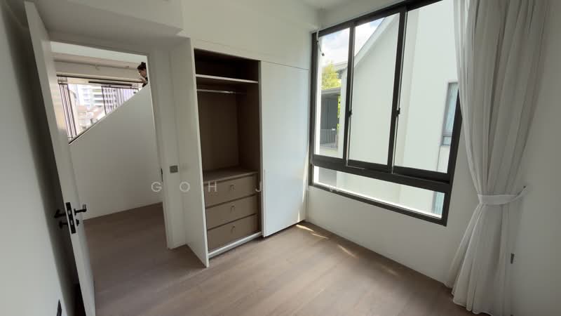 10 Evelyn Condominium For Sale at S$ 3,249,000 | PropertyGuru Singapore - Common Bedroom 2