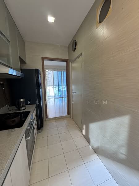 E-Space Apartment For Sale at S$ 1,420,000 | PropertyGuru Singapore - Kitchen