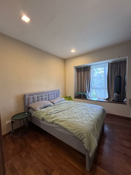 E-Space Apartment For Sale at S$ 1,420,000 | PropertyGuru Singapore - Master Bedroom