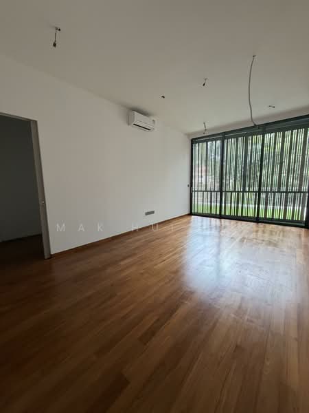 Brand New Freehold 3.5 Storey Inter-Terrace with Private Lift & Mezzanine in Kovan Estate Terraced House For Sale at S$ 6,500,000 | PropertyGuru Singapore - Interior