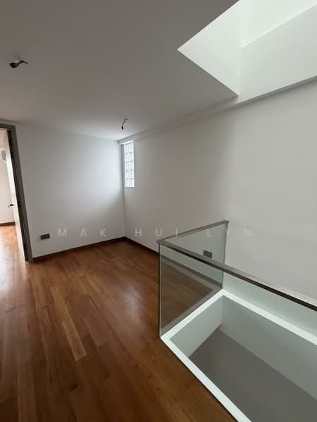 Brand New Freehold 3.5 Storey Inter-Terrace with Private Lift & Mezzanine in Kovan Estate Terraced House For Sale at S$ 6,500,000 | PropertyGuru Singapore - Interior