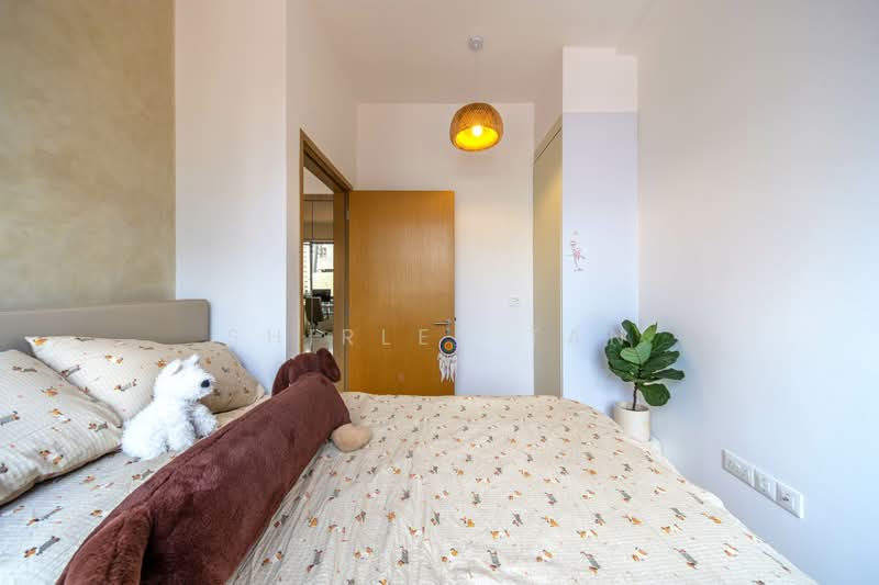 The Red House Apartment For Sale at S$ 850,000 | PropertyGuru Singapore - Bedroom