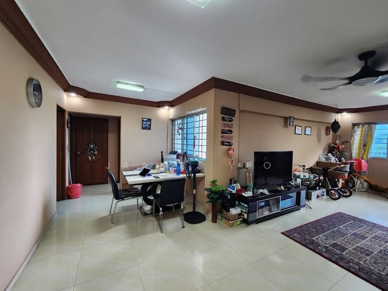 3 Teck Whye Avenue HDB Flat For Sale at S$ 549,000 | PropertyGuru Singapore - Living Room
