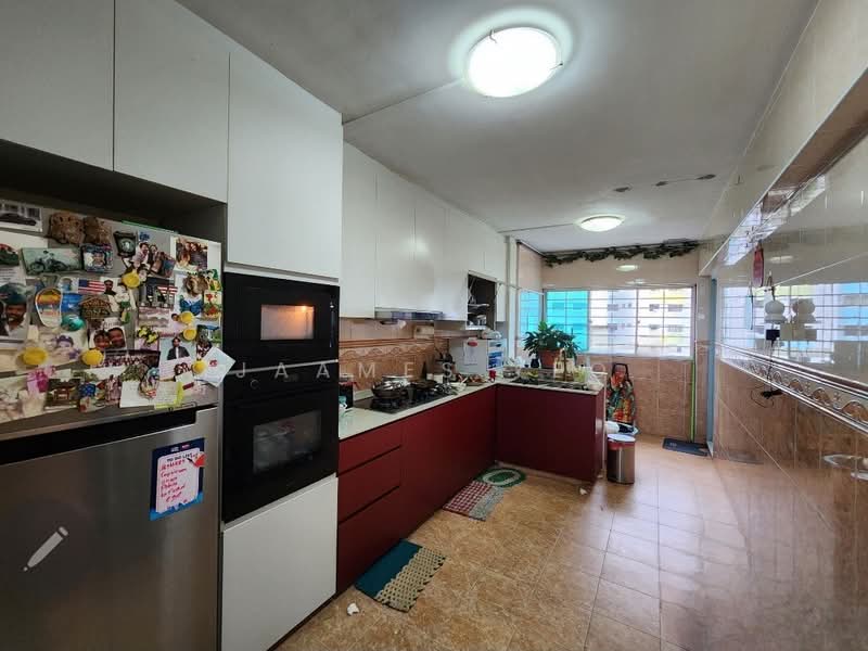 3 Teck Whye Avenue HDB Flat For Sale at S$ 549,000 | PropertyGuru Singapore - Kitchen