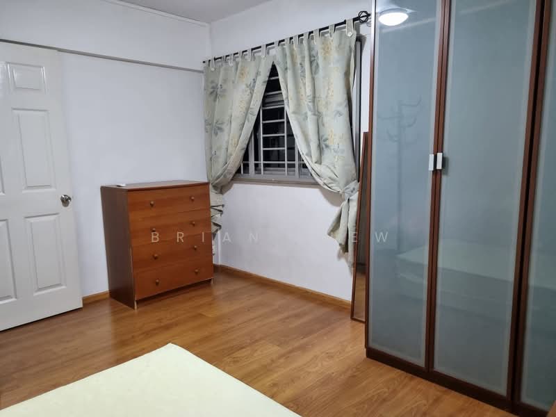 105 Bedok North Avenue 4, 105 Bedok North Avenue 4, Room Rental, 120 sqft, HDB Flat For Rent, by Brian Chew, 500098453 - Bedroom - PropertyGuru.com.sg