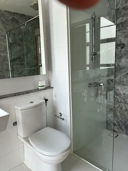 Eight Courtyards, 2 Canberra Drive, 3 Bedrooms, 958 sqft, Condominium For Rent, by Xavier Ng, 500098457 - Bathroom - PropertyGuru.com.sg