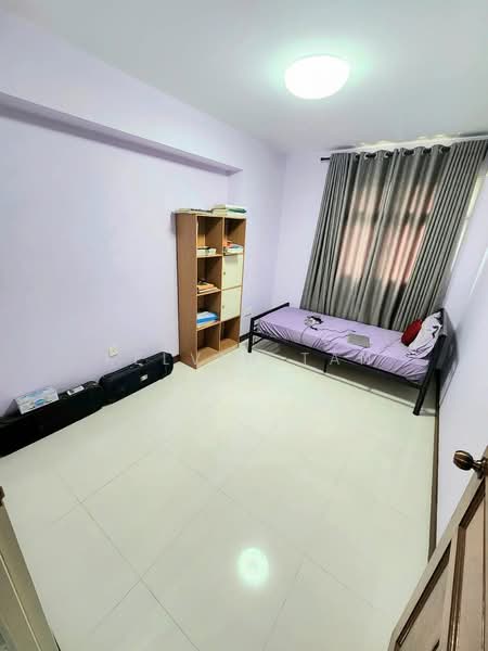 815C Choa Chu Kang Avenue 7, 815C Choa Chu Kang Avenue 7, 3 Bedrooms, 1,200 sqft, HDB Flat For Rent, by Kelvin Tan, 500098458 - PropertyGuru.com.sg