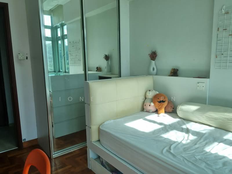 Hume Park II Condominium For Sale at S$ 3,299,900 | PropertyGuru Singapore - Bedroom