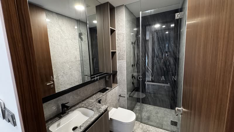 Grange 1866, 74 Grange Rd, 2 Bedrooms, 764 sqft, Condominium For Rent, by Matthew Chan, 500098462 - Bathroom - PropertyGuru.com.sg