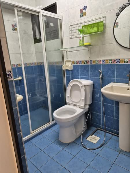 309D Anchorvale Road, 309D Anchorvale Road, 3 Bedrooms, 1,184 sqft, HDB Flat For Sale, by Martin Lim, 500098464 - Bathroom - PropertyGuru.com.sg