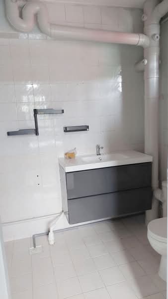 695 Jurong West Central 1, 695 Jurong West Central 1, Room Rental, 120 sqft, HDB Flat For Rent, by Kenny Kan, 500098465 - Bathroom - PropertyGuru.com.sg