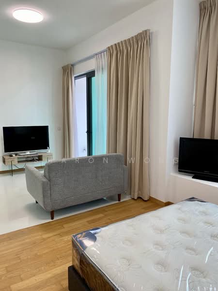 Soleil @ Sinaran, 2 Sinaran Drive, 1 Bedroom, 581 sqft, Condominium For Rent, by Sharon Wong, 500098469 - Living Room - PropertyGuru.com.sg