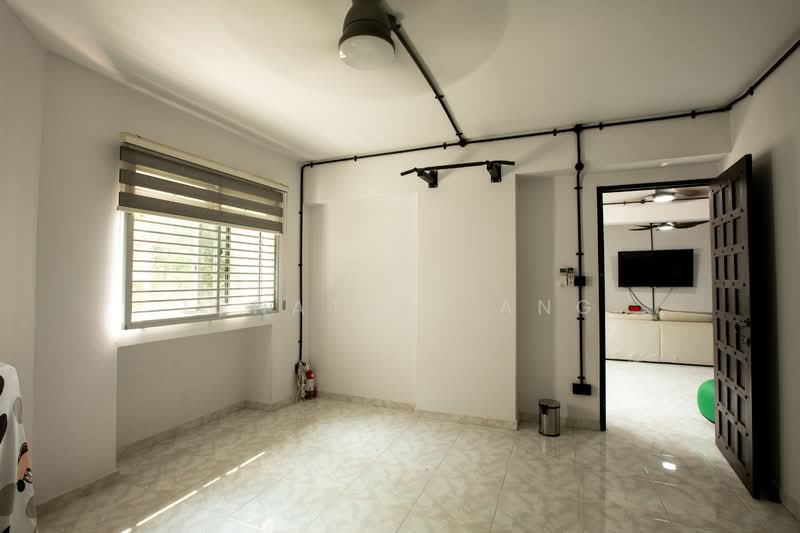 490B Tampines Street 45 HDB Flat For Sale at S$ 750,000 | PropertyGuru Singapore - Bedroom