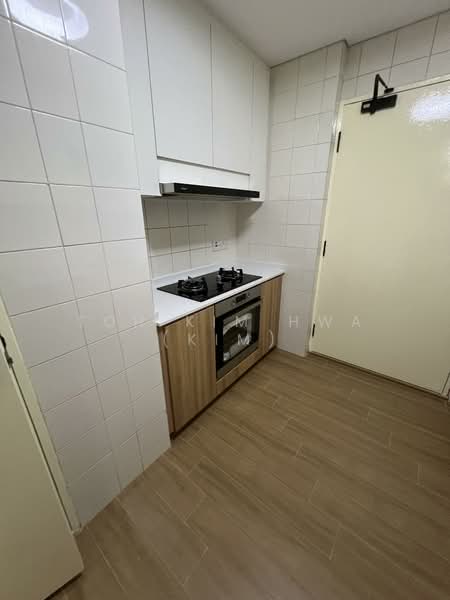 Newly Renovated, Spacious 2 Bedrooms King Albert Park Mrt!, , 2 Bedrooms, 1,151 sqft, Apartment For Rent, by Toh Kim Hwa (Kim), 500098479 - Kitchen - PropertyGuru.com.sg