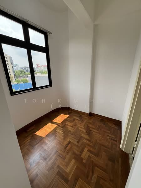 Newly Renovated, Spacious 2 Bedrooms King Albert Park Mrt!, , 2 Bedrooms, 1,151 sqft, Apartment For Rent, by Toh Kim Hwa (Kim), 500098479 - Interior - PropertyGuru.com.sg