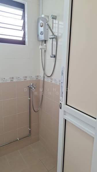 602 Hougang Avenue 4, 602 Hougang Avenue 4, Room Rental, 150 sqft, HDB Flat For Rent, by Dominic Heng, 500098487 - PropertyGuru.com.sg