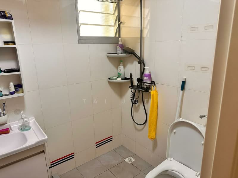 232B Sumang Lane HDB Flat For Sale at S$ 798,000 | PropertyGuru Singapore - Joe Tai 