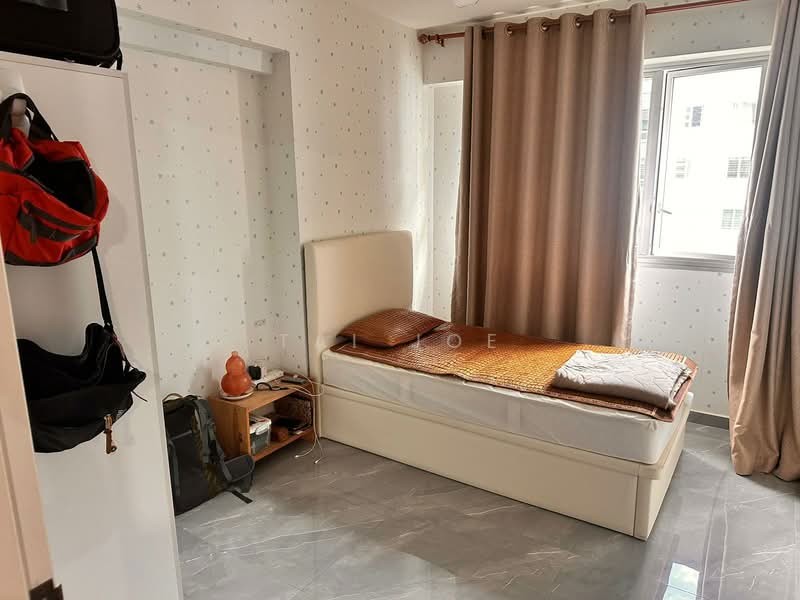 232B Sumang Lane HDB Flat For Sale at S$ 798,000 | PropertyGuru Singapore - Joe Tai 