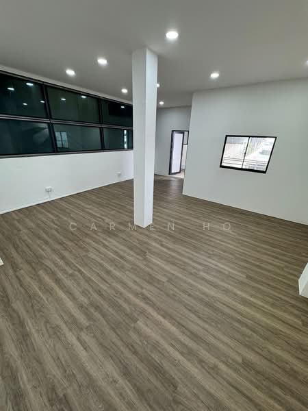 Northstar @ Amk, 7030 Ang Mo Kio Avenue 5, 1,561 sqft, Light Industrial (B1) For Rent, by Carmen Ho, 500098489 - Interior - CommercialGuru.com.sg