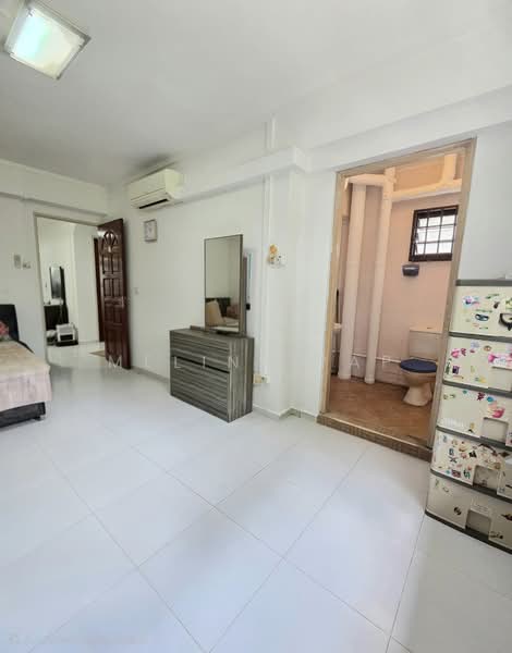 664 Woodlands Ring Road HDB Flat For Sale at S$ 525,000 | PropertyGuru Singapore - Interior