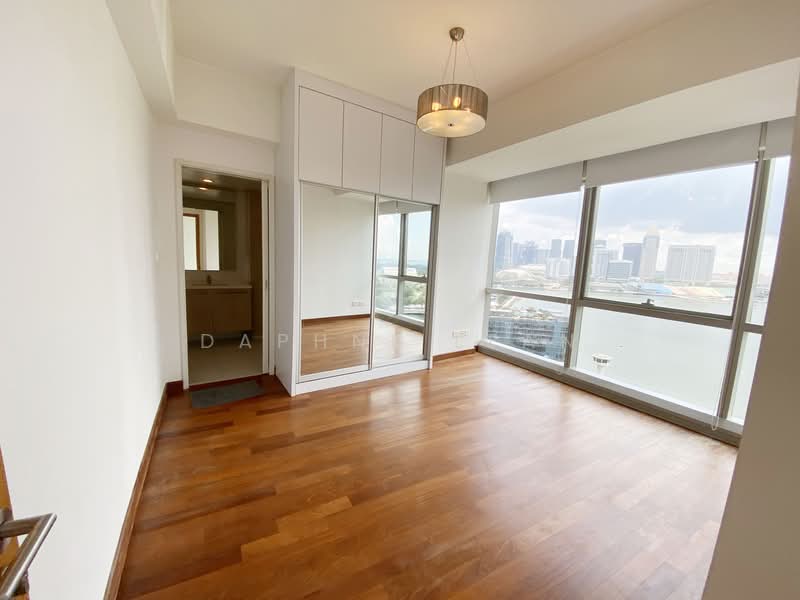 The Sail @ Marina Bay, 2 Marina Boulevard, 4 Bedrooms, 1,830 sqft, Condominium For Rent, by Daphne Lean, 500098502 - Master Suite - PropertyGuru.com.sg
