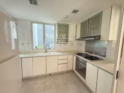 For Sale - Blossoms @ Woodleigh